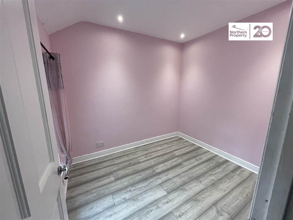 Photo 11 of 70 Locan Street, Belfast