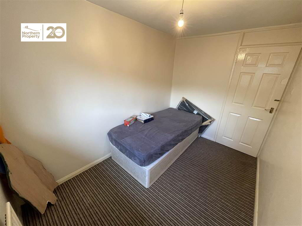 Photo 10 of 2 Whitecliff Crescent, Belfast