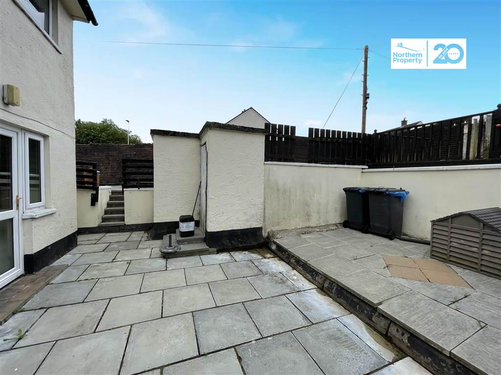 Photo 15 of 2 Whitecliff Crescent, Belfast