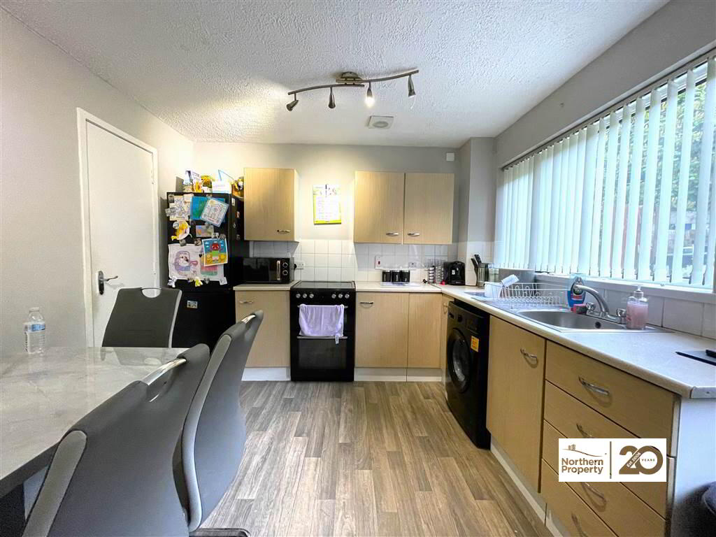 Photo 5 of 25 Colinmill, Belfast