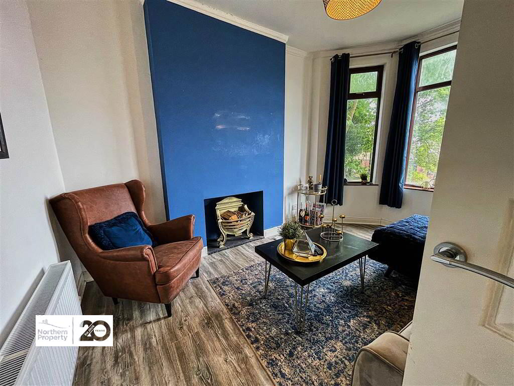 Photo 5 of 427 Springfield Road, Belfast