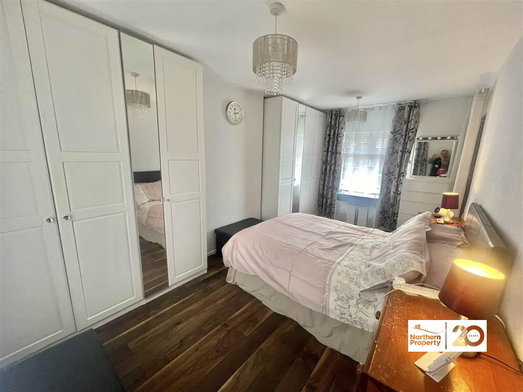 Photo 13 of 80 West Circular Road, Belfast