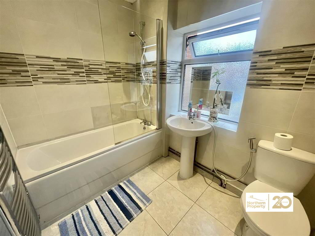 Photo 15 of 80 West Circular Road, Belfast