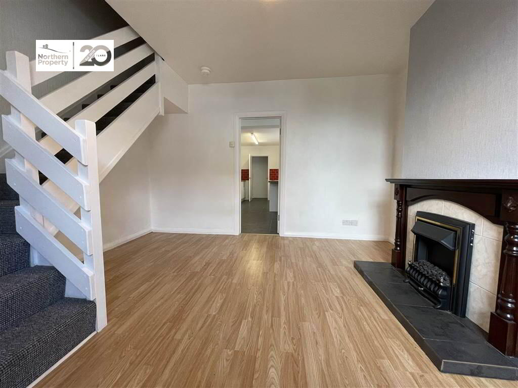 Photo 6 of 31 St James Crescent, Belfast