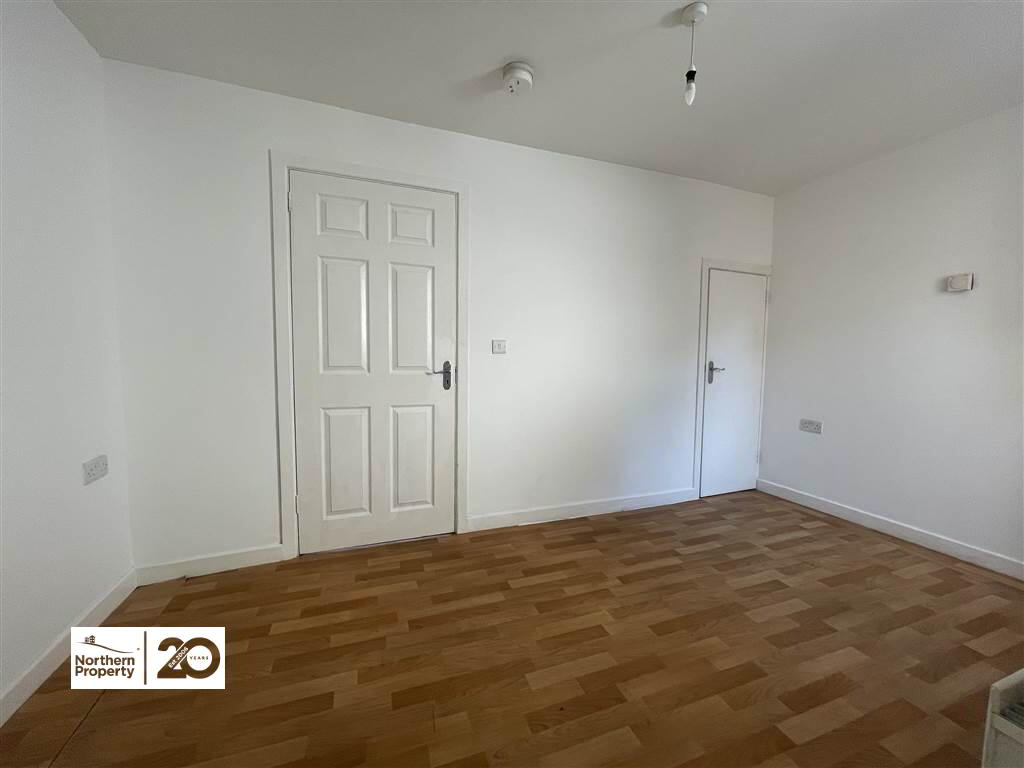 Photo 6 of 1 Hill Street, Dunmurry, Belfast