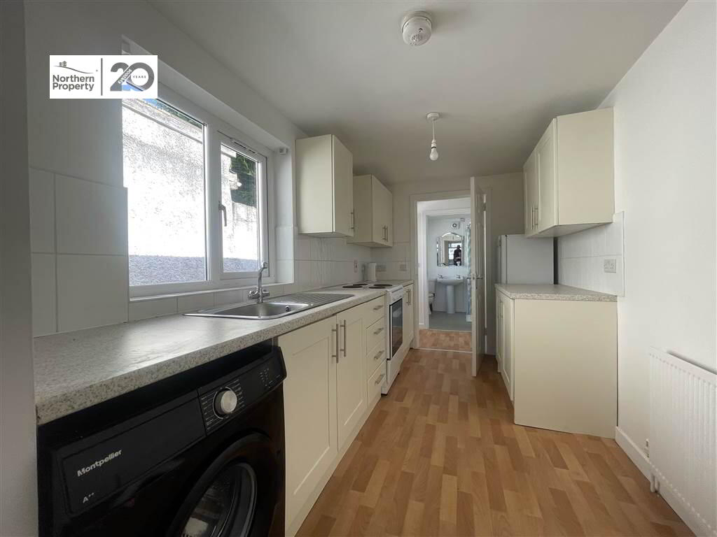 Photo 8 of 1 Hill Street, Dunmurry, Belfast