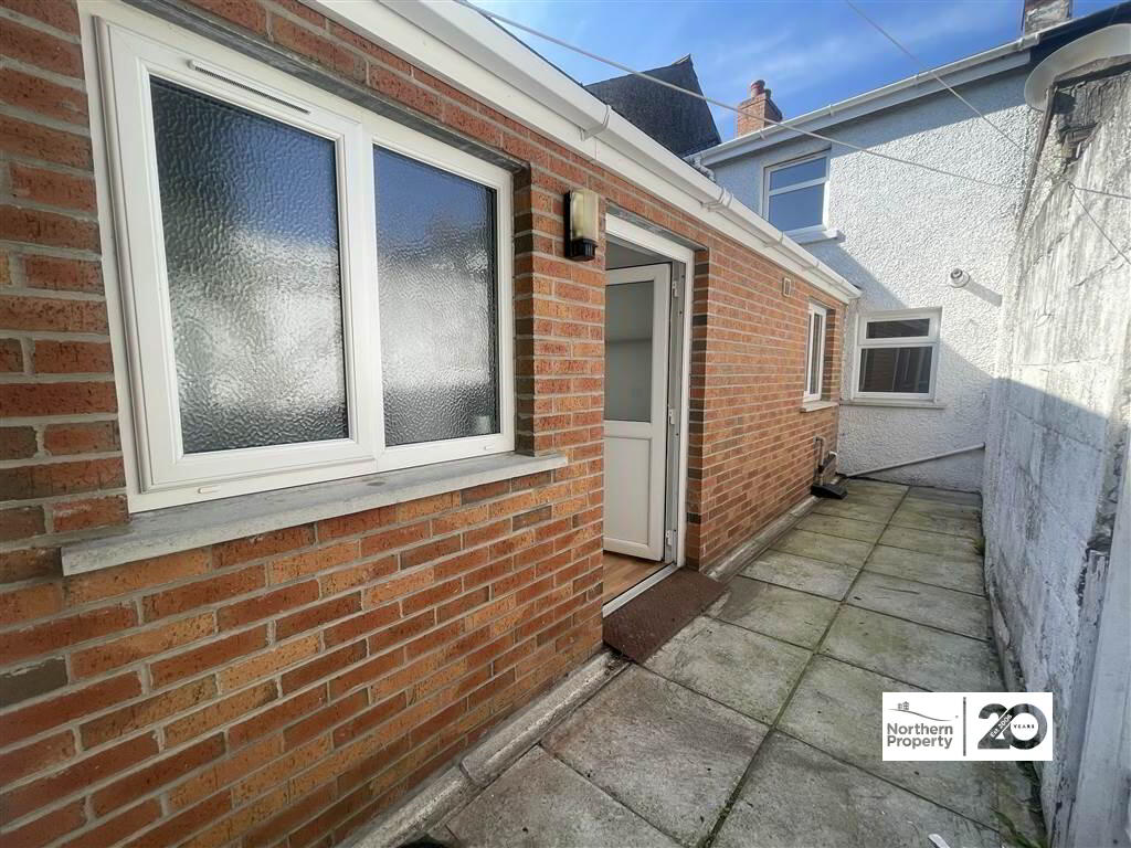 Photo 14 of 1 Hill Street, Dunmurry, Belfast
