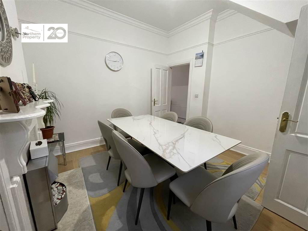 Photo 7 of 4 Cavendish Square, Belfast