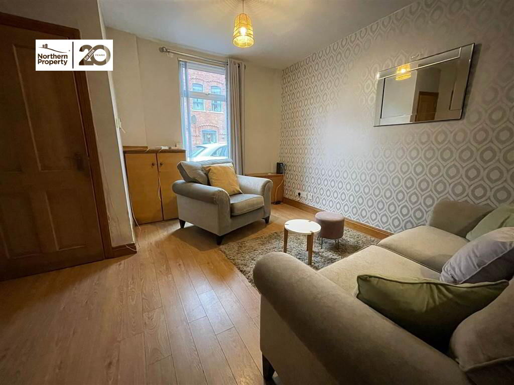 Photo 4 of 71 Hawthorn Street, Belfast