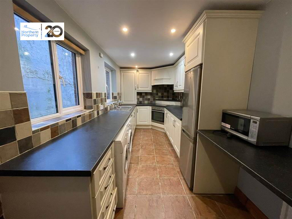 Photo 10 of 71 Hawthorn Street, Belfast