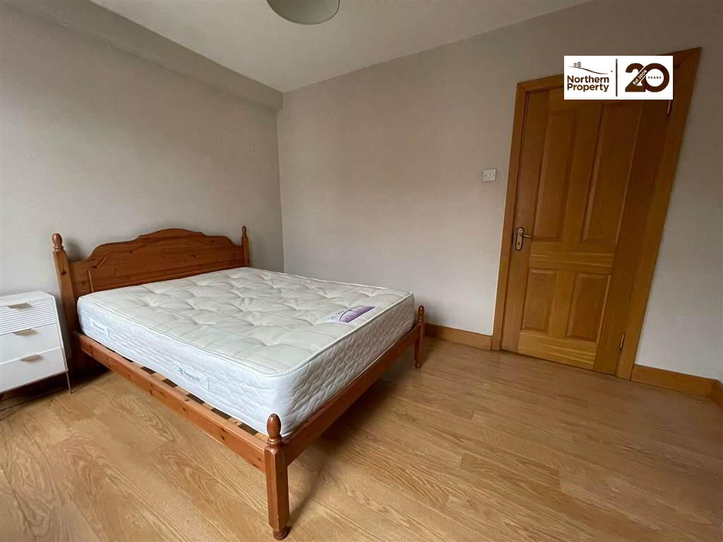 Photo 12 of 71 Hawthorn Street, Belfast