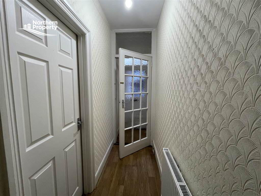 Photo 3 of 6 St James's Road, Belfast