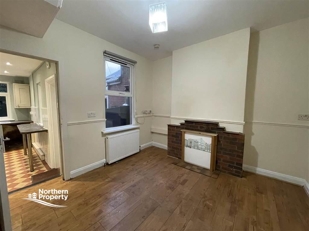 Photo 10 of 6 St James's Road, Belfast