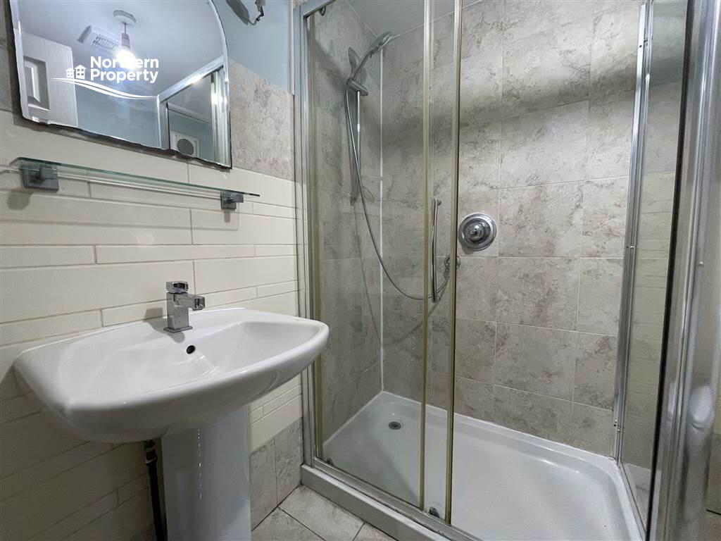 Photo 19 of 6 St James's Road, Belfast