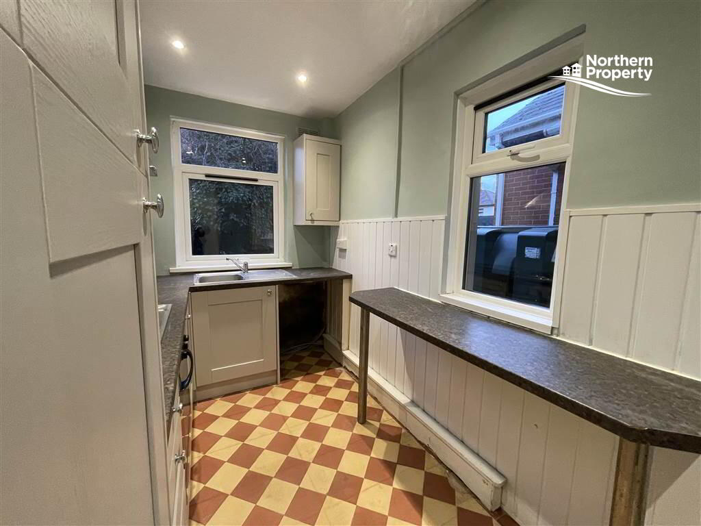 Photo 8 of 6 St James's Road, Belfast