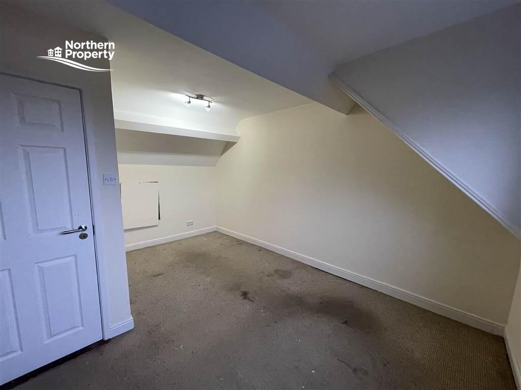 Photo 21 of 6 St James's Road, Belfast