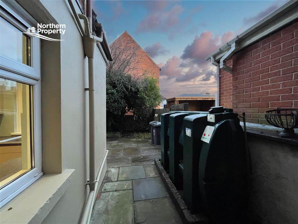 Photo 23 of 6 St James's Road, Belfast