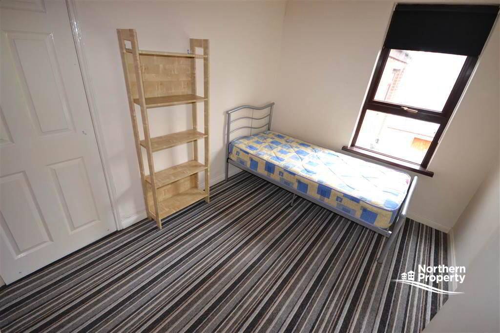 Photo 8 of 39 Locan Street, Belfast