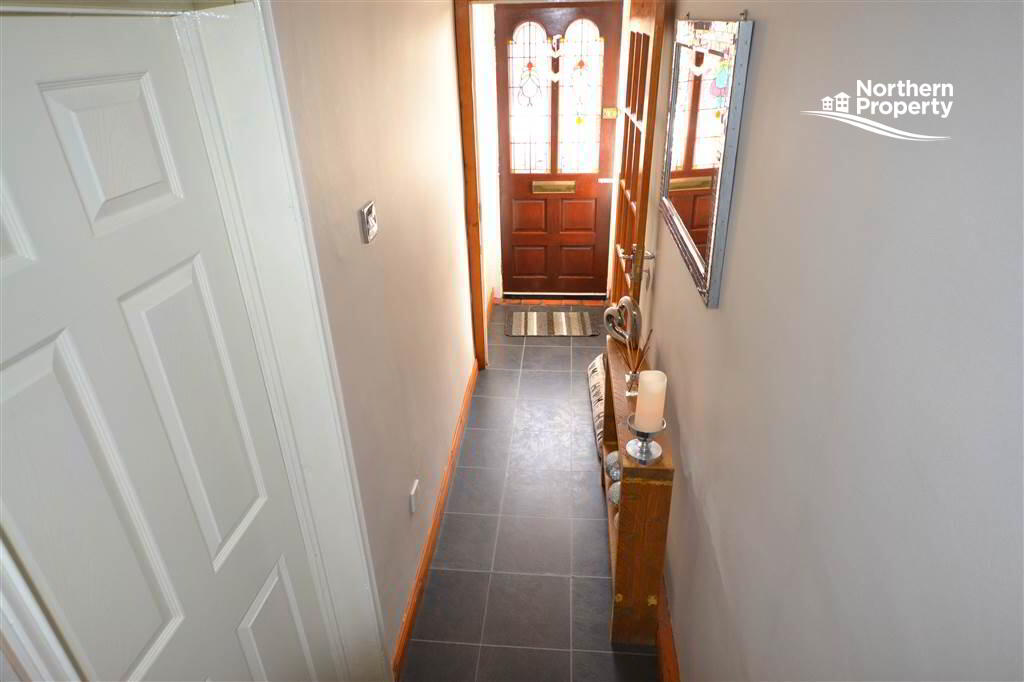 Photo 2 of 39 Locan Street, Belfast