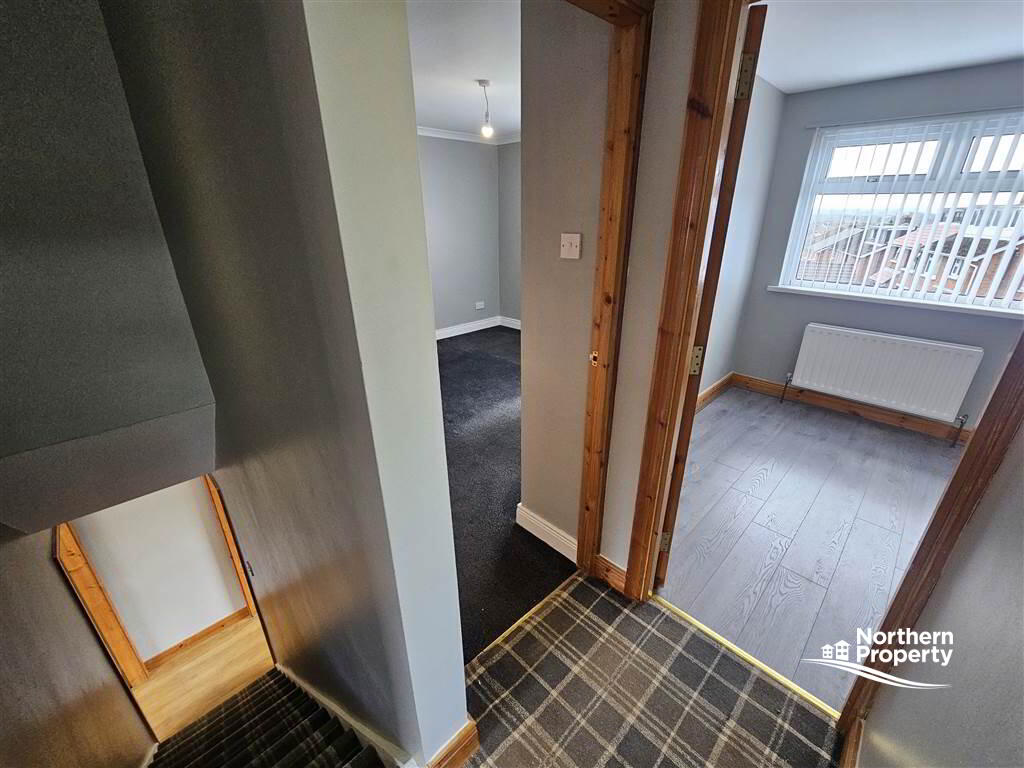 Photo 15 of 45 Corrib Avenue, Lenadoon, Belfast