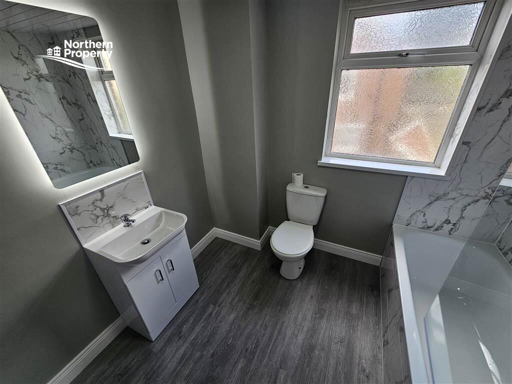 Photo 16 of 45 Corrib Avenue, Lenadoon, Belfast
