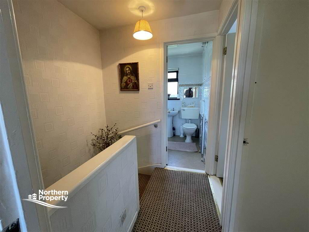 Photo 16 of 26 Gartree Place, Belfast