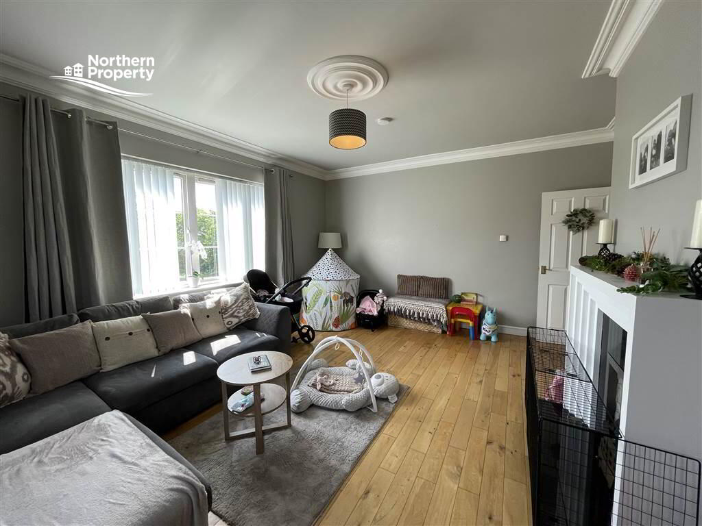 Photo 2 of 34 Lagmore Glen, Belfast