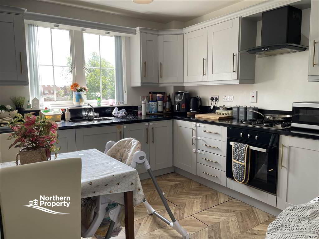 Photo 6 of 34 Lagmore Glen, Belfast