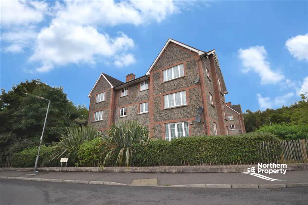 Photo 17 of 34 Lagmore Glen, Belfast