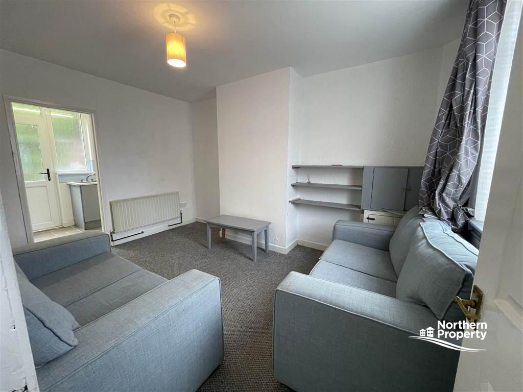 Photo 3 of 58 Olympia Drive, Belfast