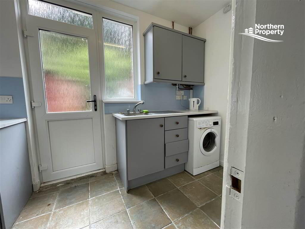 Photo 5 of 58 Olympia Drive, Belfast