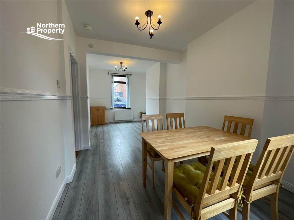 Photo 4 of 85 Hawthorn Street, Belfast