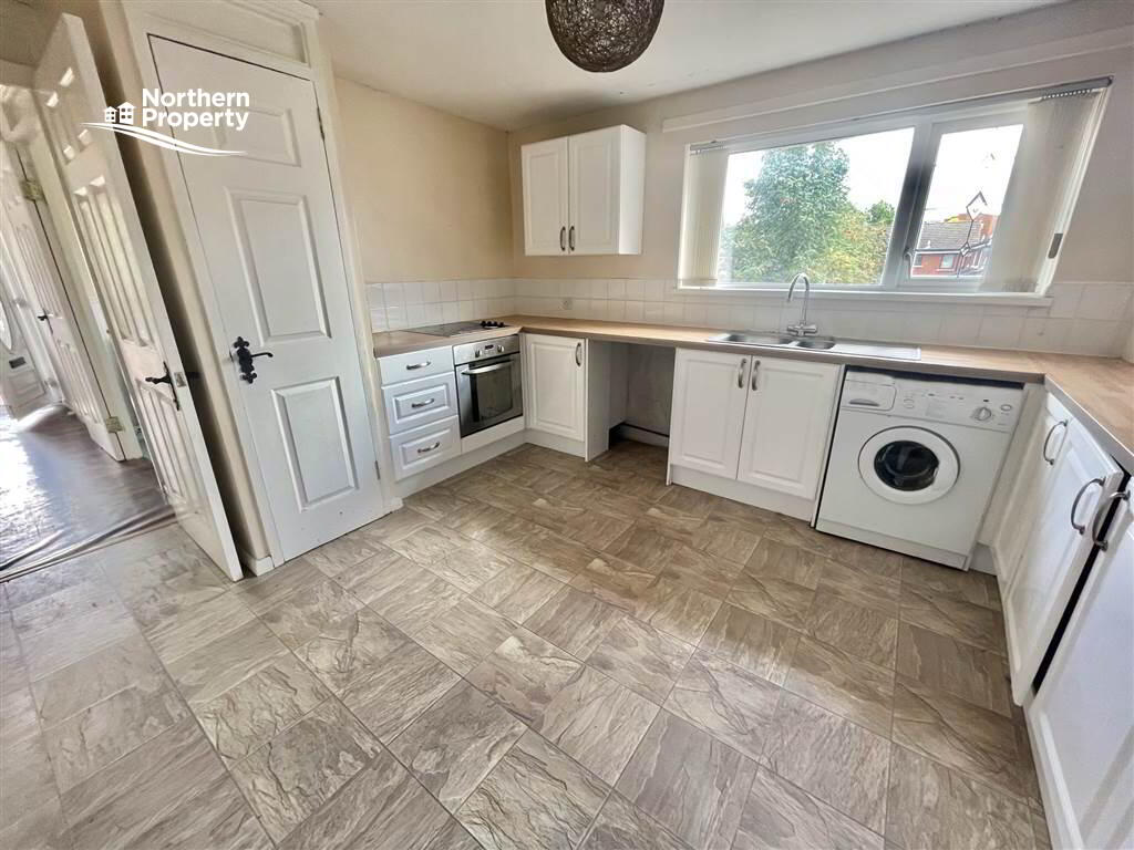 Photo 5 of 15b Majestic Drive, Belfast