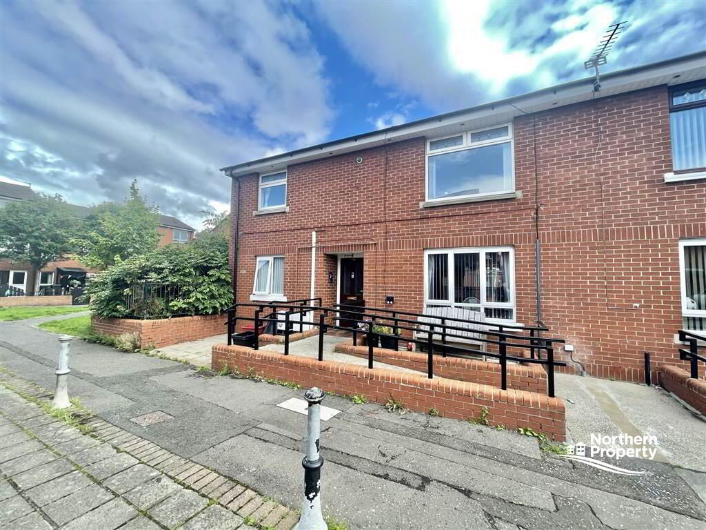 Photo 1 of 15b Majestic Drive, Belfast
