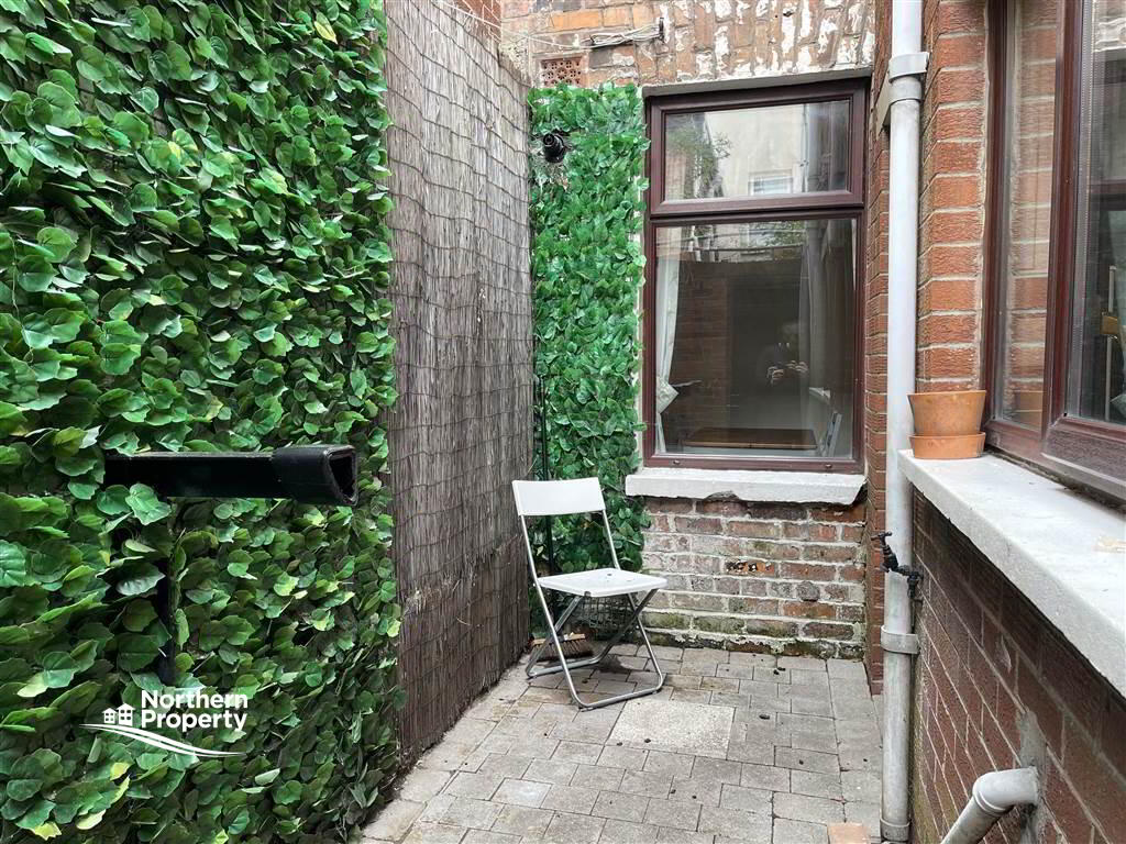 Photo 16 of 19 Hawthorn Street, Belfast