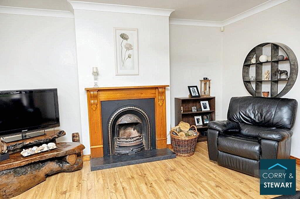 Photo 10 of 25 Golf Course Road, Newtownstewart