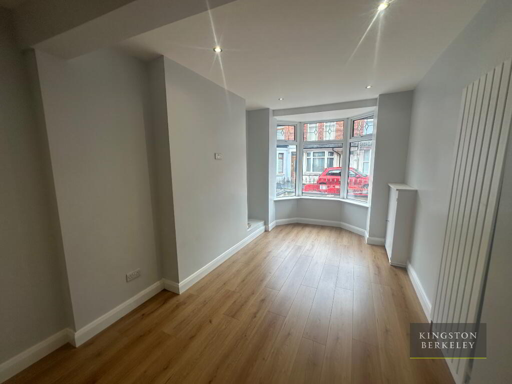 Photo 4 of 69 Hatton Drive, Belfast East, Belfast