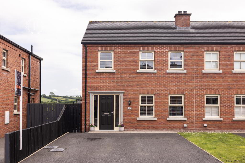 Photo 1 of 39 Oakview, Armagh