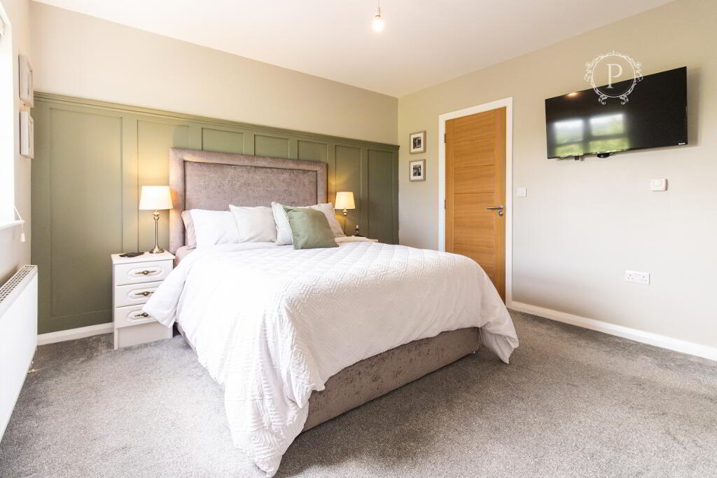Photo 18 of 39 Oakview, Armagh