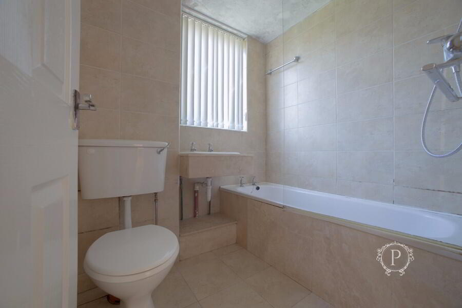 Photo 10 of 28c Drumsill Park, Armagh