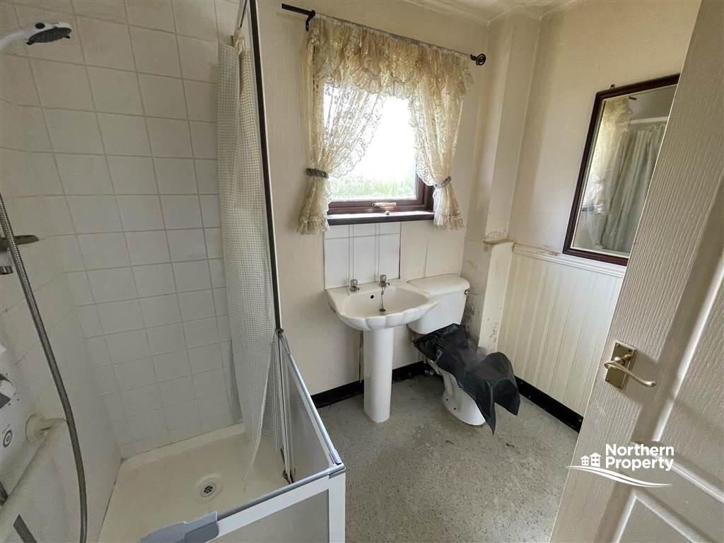 Photo 16 of 73 Wolfhill Avenue South, Belfast