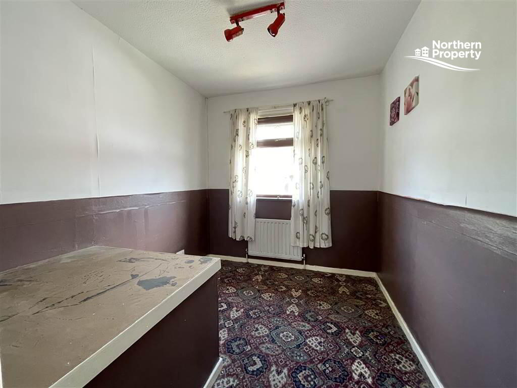 Photo 15 of 73 Wolfhill Avenue South, Belfast