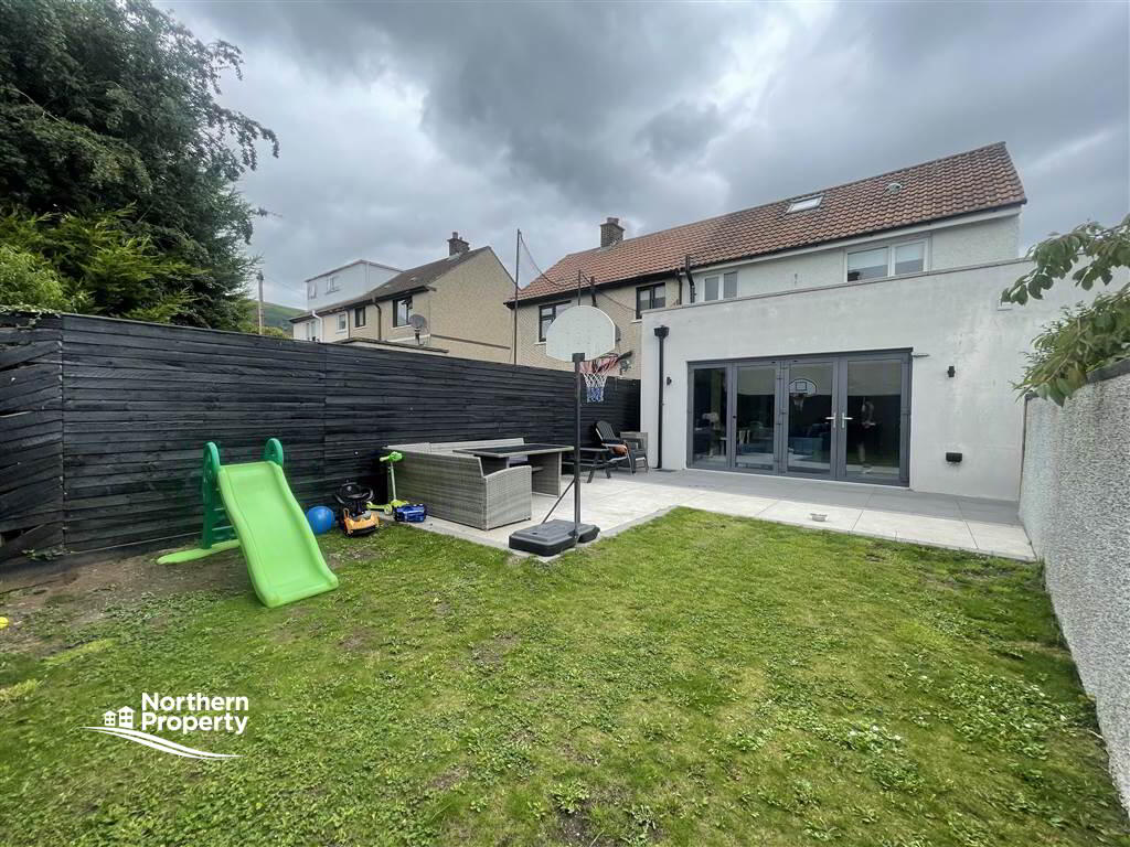 Photo 23 of 52 Ramoan Gardens, Belfast