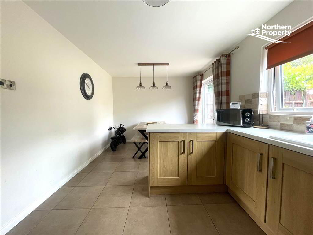 Photo 9 of 128 Hawthorn Glen, Belfast
