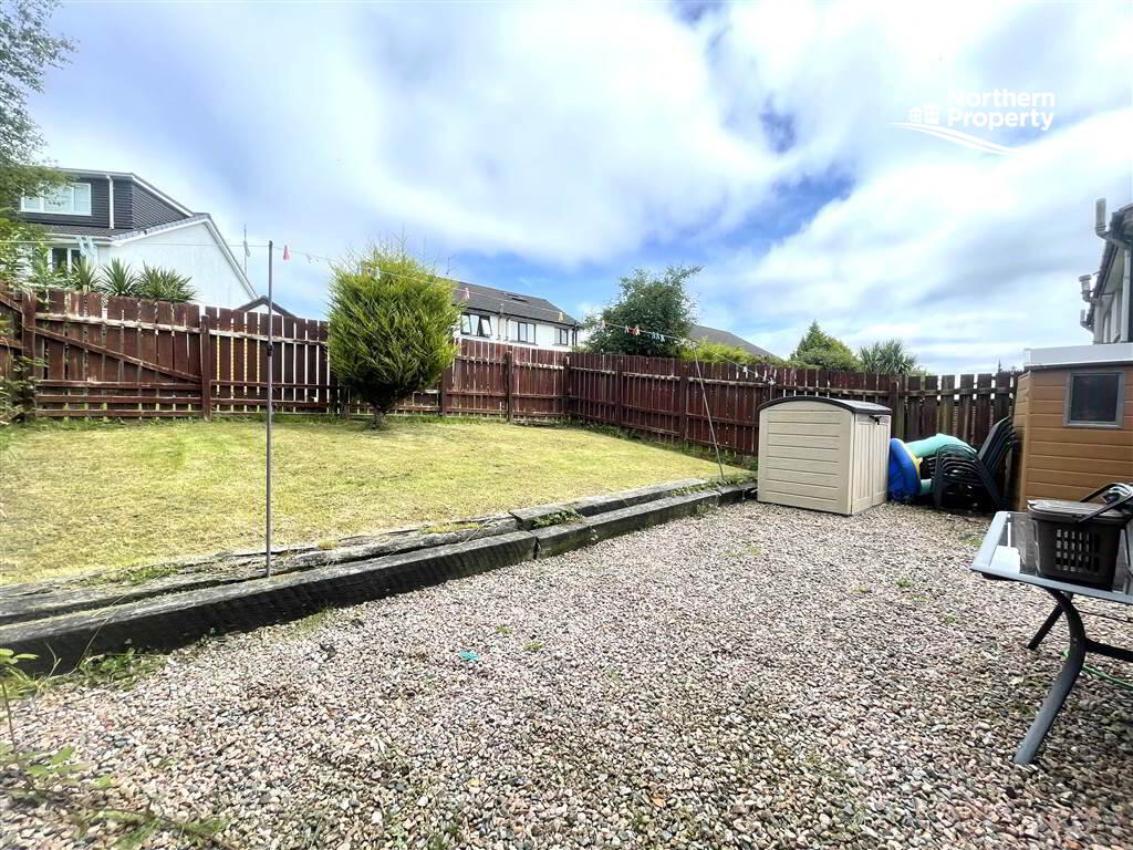 Photo 16 of 128 Hawthorn Glen, Belfast