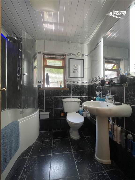 Photo 10 of 39 Hannahglen Heights, Belfast