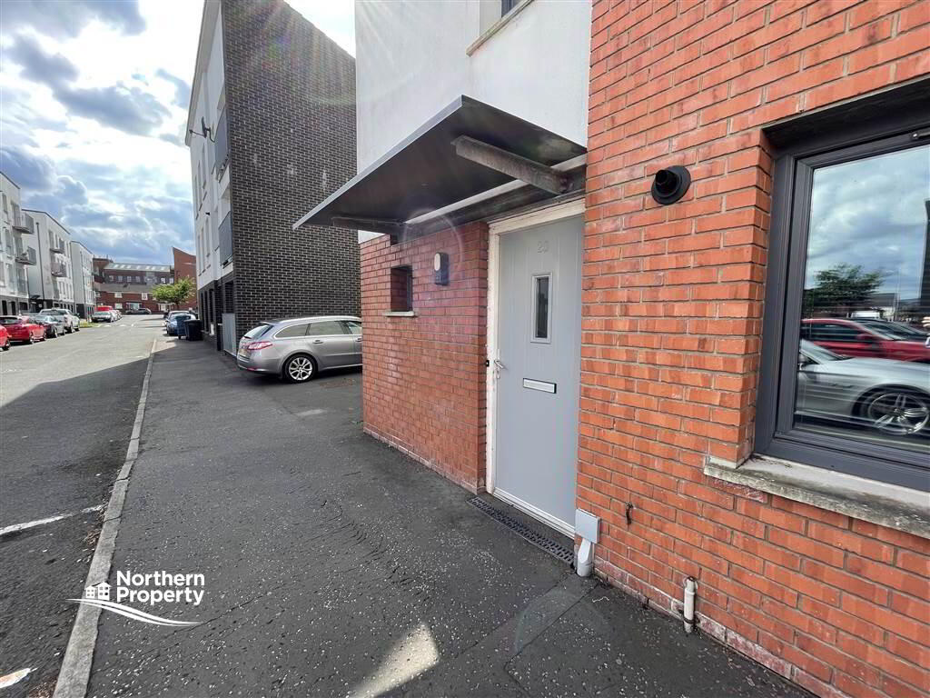 Photo 2 of 20 Ross Mill Avenue, Belfast