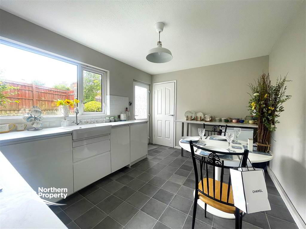 Photo 4 of 16 Hightown Rise, Glengormley, Newtownabbey
