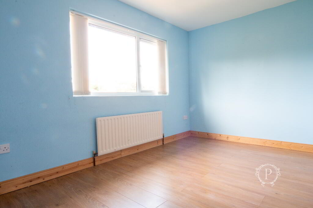 Photo 10 of 24 Dalton Road, Armagh