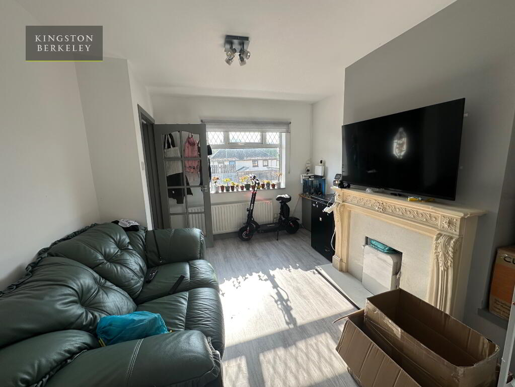 Photo 4 of 83 Ainsworth Drive, Belfast